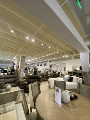Ashley Homestore at City Furniture Cutler Bay/Miami