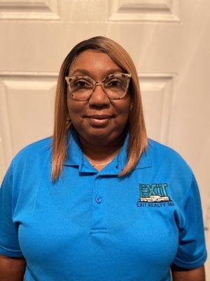 Lois Lloyd - EXIT Realty 360