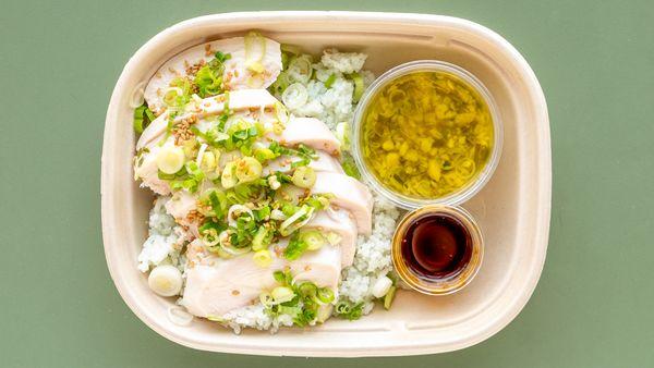 Suá Chicken & Rice with Ginger Scallion in Avocado Oil