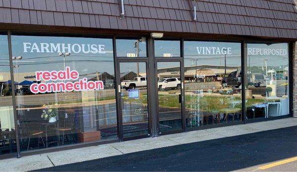 Front of building/entrance