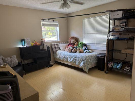 Angie’s Cleaning and Organizing Services