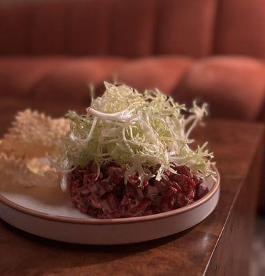Insalata BLT w/ smoked beets, tomato, pickled onions, frisée (HH-$8) - GET THIS!