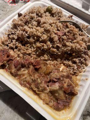 This is supposed to be a large oxtail. This place should close immediately!