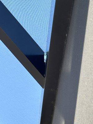 Screen already tearing