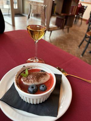 The ice wine and crème brûlée makes a great pairing
