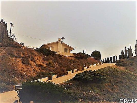 Adobe Country Realty