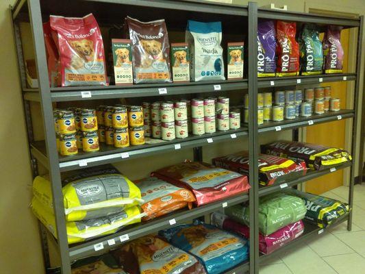 Large selection of dog and cat foods.
