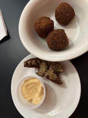 Who Dat Seafood Restaurant & Sports Bar