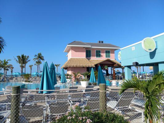 5 o'Clock Somewhere Bar & Grill