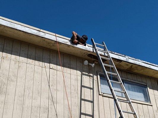 Jorge O&G Roofing and Construction