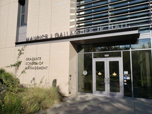 UC Davis Graduate School of Management