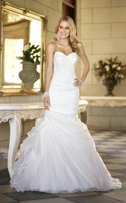 Tie the Knot Bridal & Prom