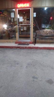 Deser-Est Motor Lodge