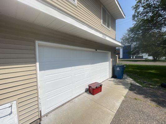 MN Garage Door