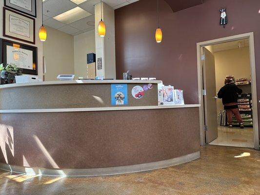 Lake Union Veterinary Clinic