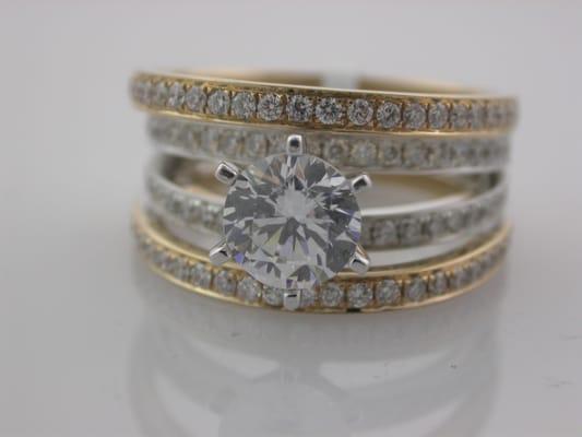 18K white and Rose Gold Engagement ring with a 1 ct center.