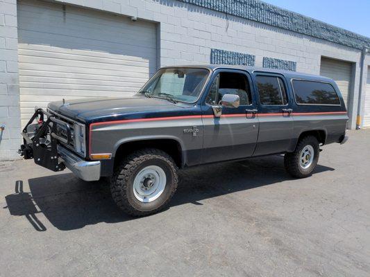 Classic Suburban!