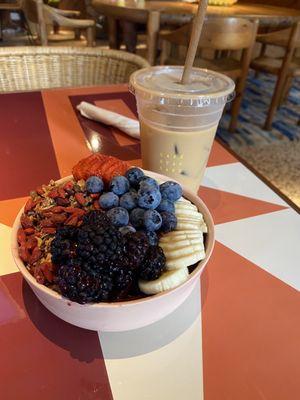 Açaí bowl