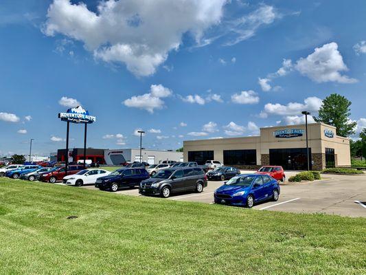 5201 E Virginia St 812-401-4803