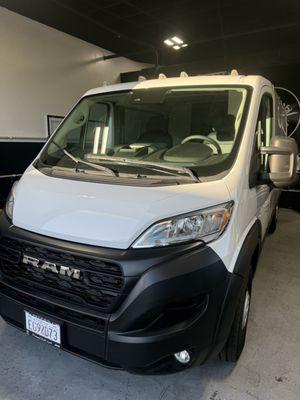 Before windshield tint