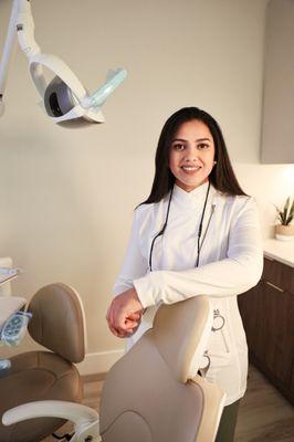 Dr Shivani - BioSmiles Dental West Delray