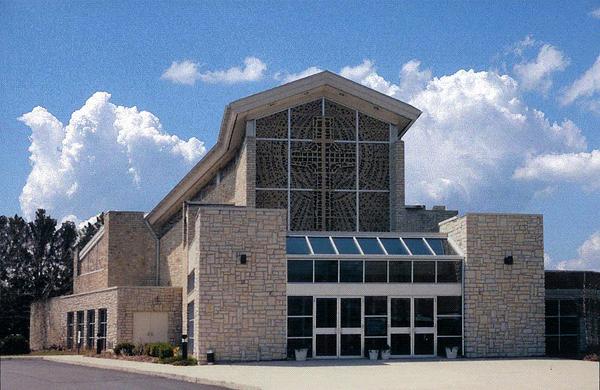 Southminster Presbyterian Church, main sanctuary entrance