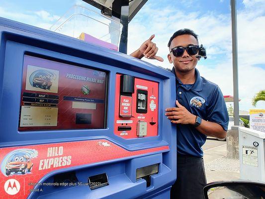 Friendly Assistance Upon Arrival | Select Car Wash + Pay | Extreme Wash is Always My Choice | Four Options to Choose From