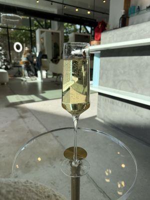 Complimentary champagne!