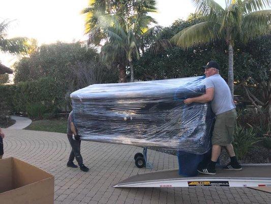 the best movers, extremely friendly & helpful staff