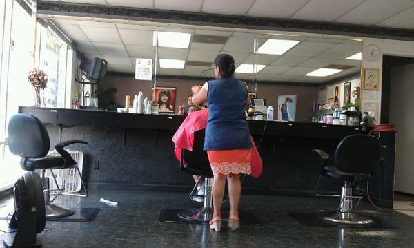 Stephan's Beauty Salon