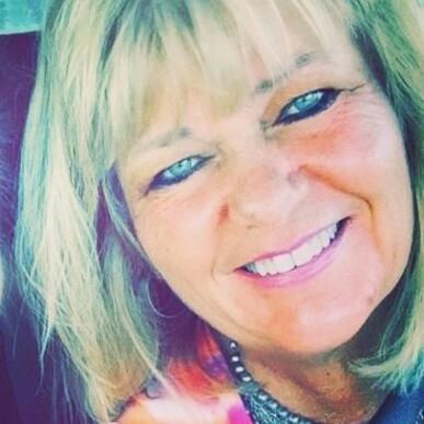 Kari Hanamoto, Owner