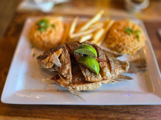 Sea food molcaje, it gave a hint of spicy and mojarra frita. Now, with handmade tortillas, it made it better.