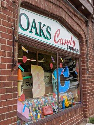 Oaks Candy Corner