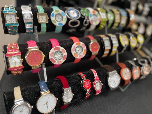 Mary's Antiques & Gifts