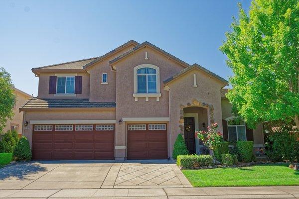 Genaro Gonzalez - Keller Williams Realty