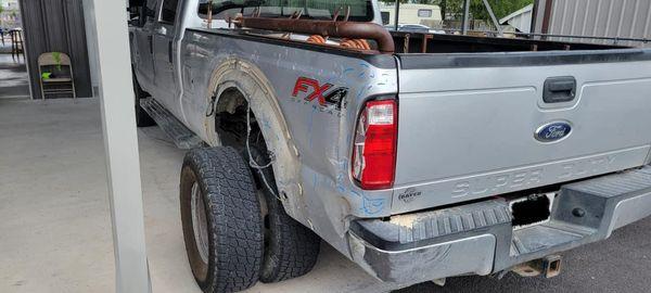 Molina’s Body Shop