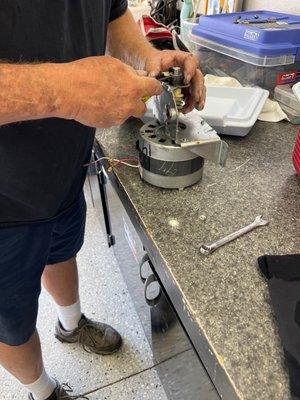 Barney E Cole Garage Doors