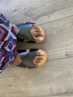 My toes were shy, but they're still cute. Color-dulce de leche!