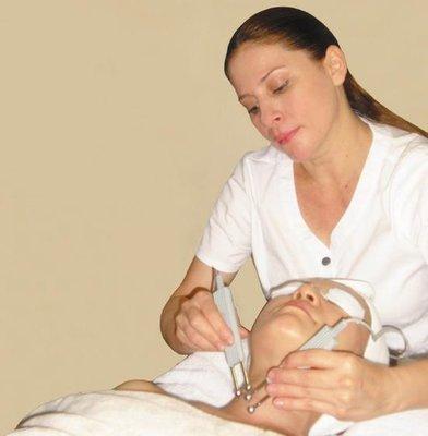 Body Sculpting By Cris