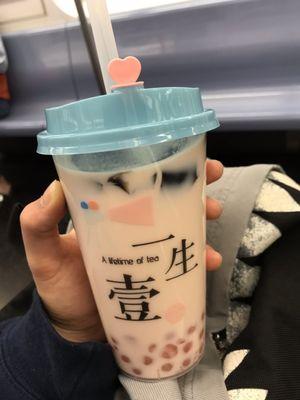 Medium rose milk tea w grass jelly and cherry blossom boba!!