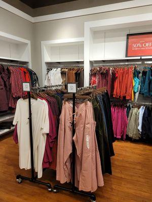 Banana Republic Factory Store