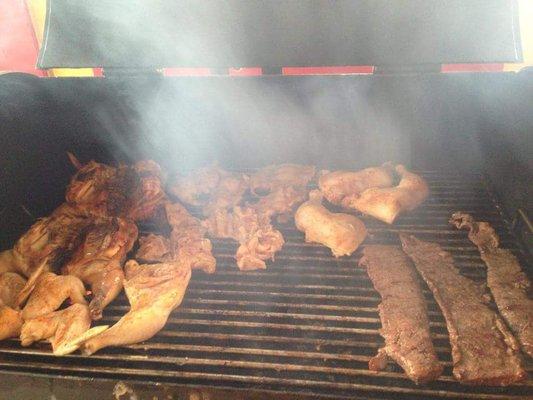 El Vecino Pollos Asados Drive thru