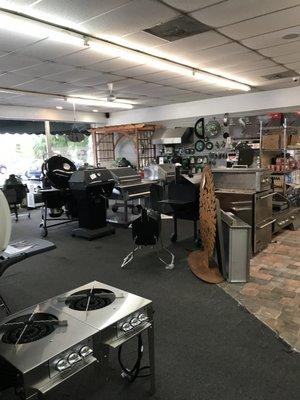 Lee’s Barbeque Grill Centers