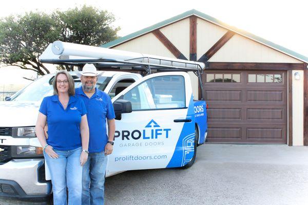 Meet the owners, David and Natascha Manley
David is native resident of Canyon