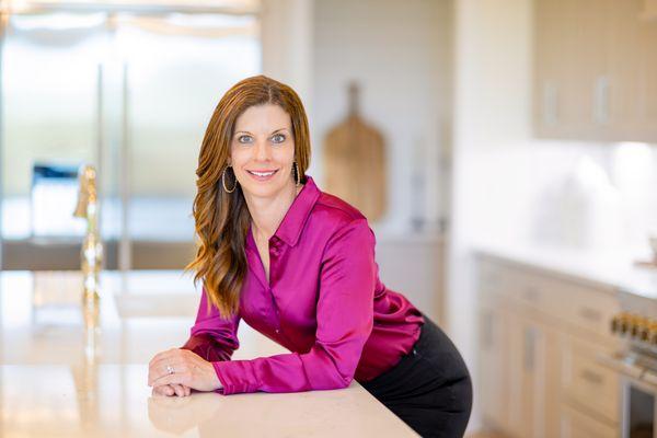 Zia Lowe, REMAX Bastrop Area, Broker/Owner