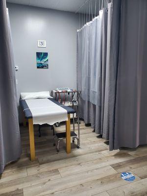 FAST TRACK Physical Therapy & Rehab Center