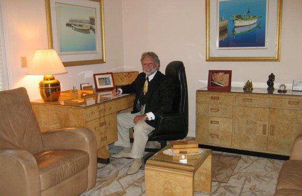 Dr. Killian's office for psychotherapy.