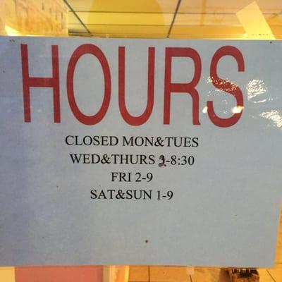Hours that felders is open