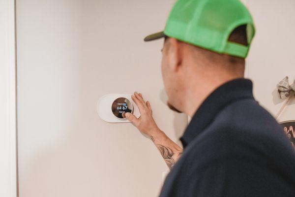 Installation of the newest thermostats on the market
