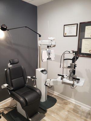 Social distancing has been easier in the exam room with a digital phoropter!